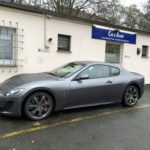 Maserati Gran Turismo neues Autoradio / Navigation einbauen