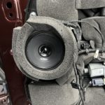 Ineos Grenadier / Quartermaster neue Lautsprecher einbauen
