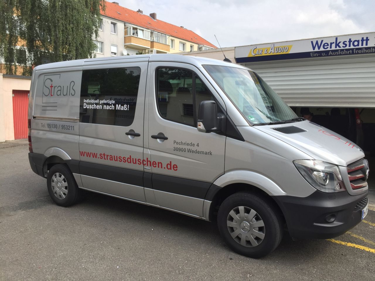 https://www.car-u-audio.de/wp-content/uploads/einbaugalerien/mercedes/sprinter-w906/mercedes-sprinter-w906-08.jpg